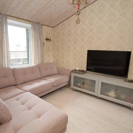 Apartament Ingrid Parnawa